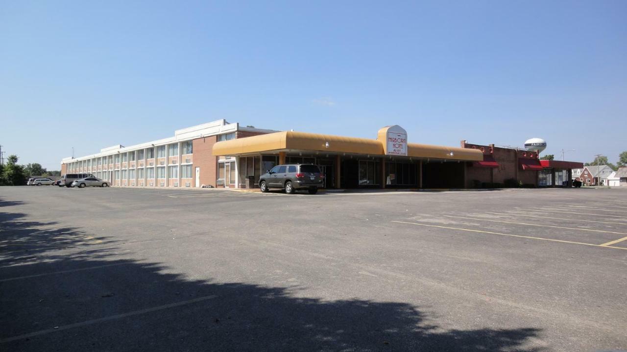 Fairborn Hotel And Inn Exterior photo